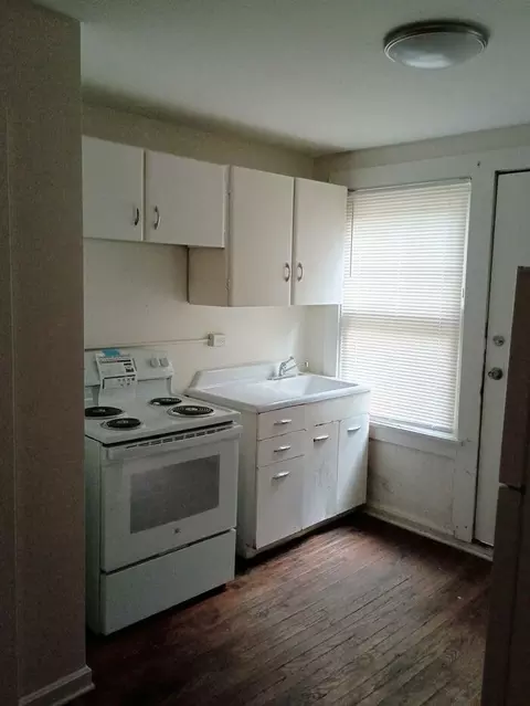10205 Madison Ave #6, Cleveland, OH 44102