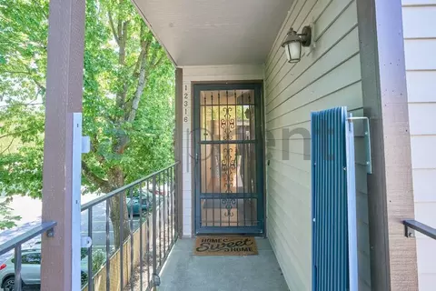 12316 SE 104th Ct, Happy Valley, OR 97086