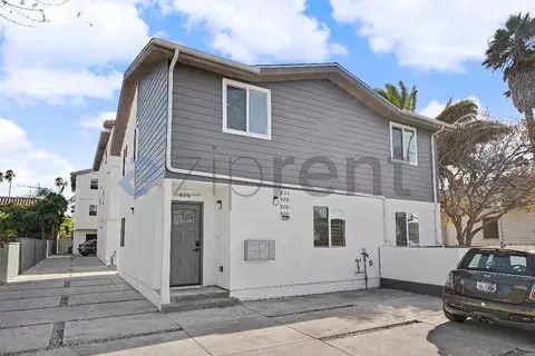 826 W 80th St, Los Angeles, CA 90044