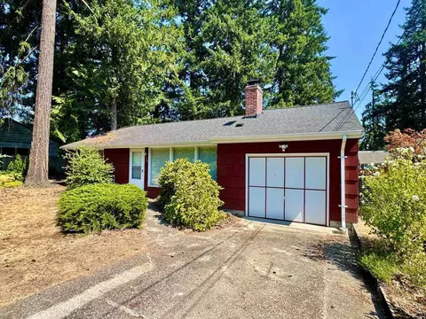 12320 8th Ave NE, Seattle, WA 98125