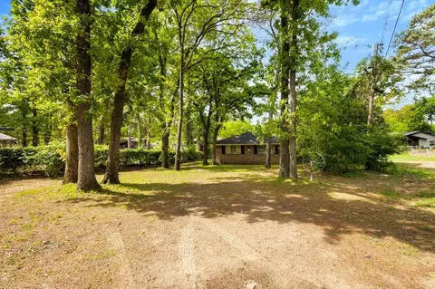 111 Island Park Dr, Gun Barrel City, TX 75156