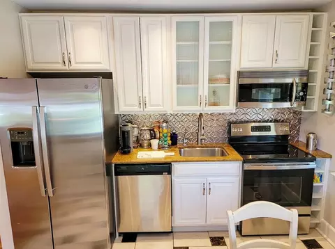 1219 Nottingham Rd #2, Newark, DE 19711