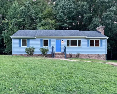 2710 Puckett Ct, Midlothian, VA 23112