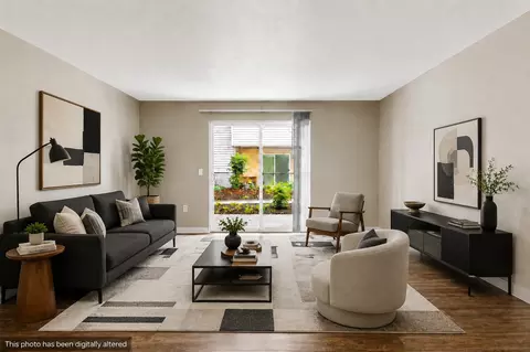 16916 SE Powell Blvd #4, Portland, OR 97236