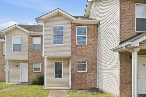4080 Nir Shreibman Blvd #13, La Vergne, TN 37086