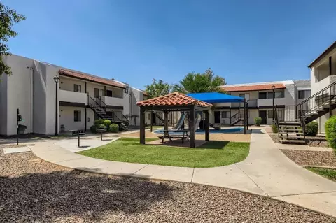 2524 W Glenrosa Ave, Phoenix, AZ 85017