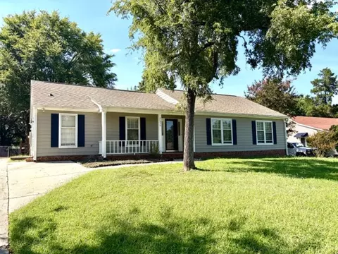 2634 Lytham Dr, Charlotte, NC 28210