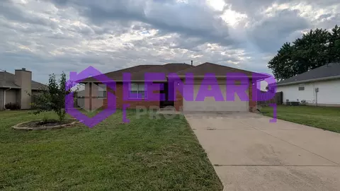 553 N Chandler Ave, Republic, MO 65738
