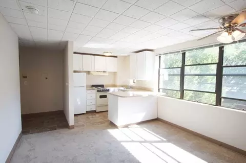 1715 NW Marshall St #202, Portland, OR 97209