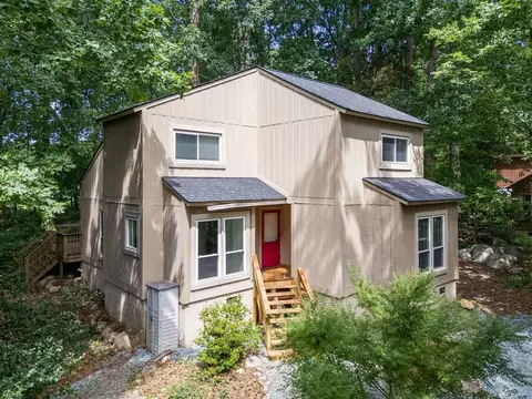 30 Benchmark, Fearrington Village, NC 27312