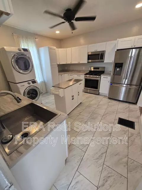 121 Chicago Ave, Columbus, OH 43222
