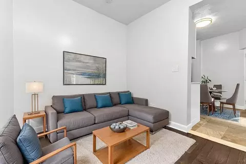 115 Perry St #1C, New York, NY 10014