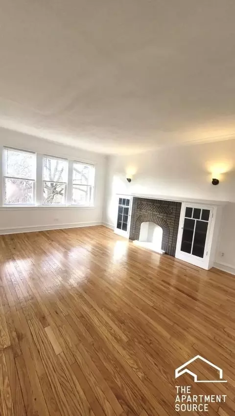1107 N Avers Ave #3, Chicago, IL 60651