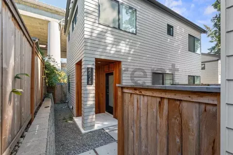 4028 5th Ave NE, Seattle, WA 98105