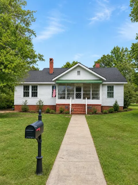 2808 3rd Ave, Opelika, AL 36801