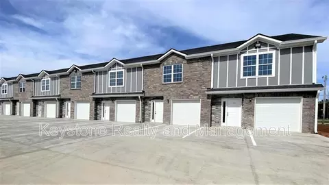 580 Heritage Pointe Dr #407, Clarksville, TN 37042