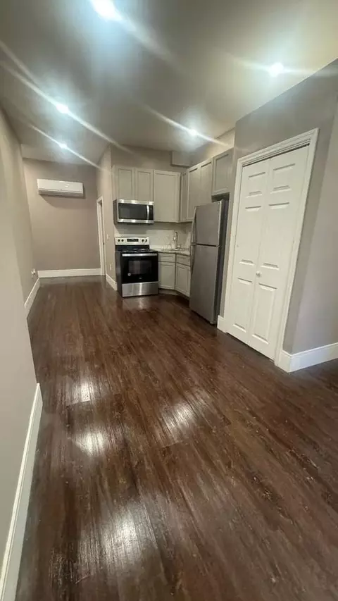 3422 N 21st St, Philadelphia, PA 19140