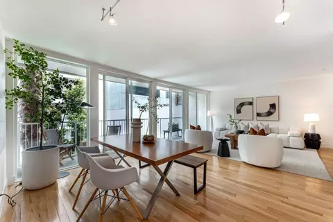 1425 Lakeside Dr # 209, Oakland, CA 94612