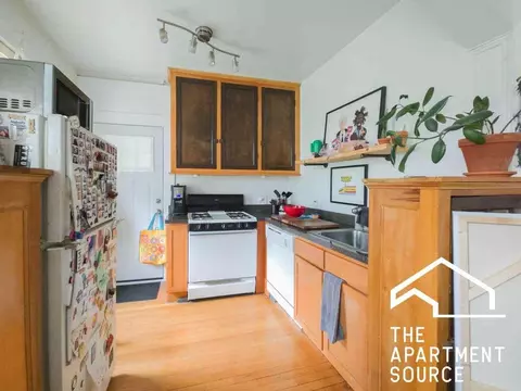 4501 N Greenview Ave #2E, Chicago, IL 60640