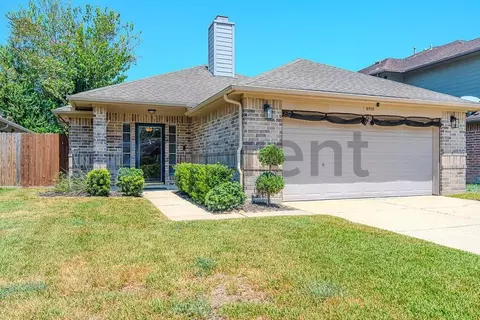 8510 Wild Basin Dr, Houston, TX 77088