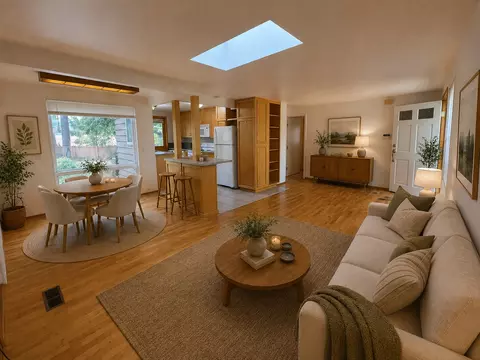 347 NE 152nd St, Shoreline, WA 98155