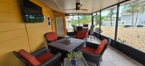 1801 El Rio Dr #NA, Sun City Center, FL 33573