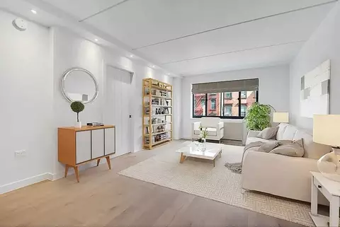 10 Rutgers St #4L, New York, NY 10002