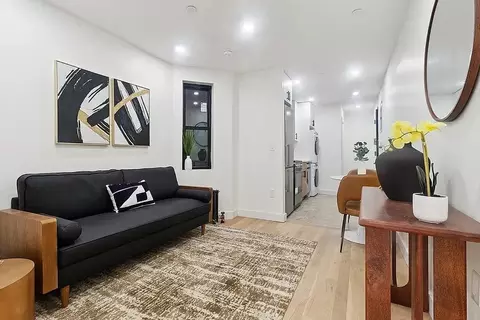 176 Rivington St #3, New York, NY 10002