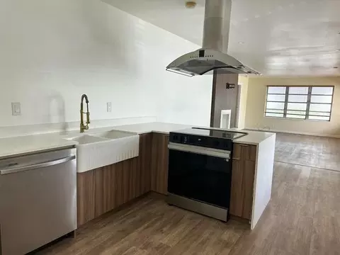 913 N B St, Lake Worth, FL 33460