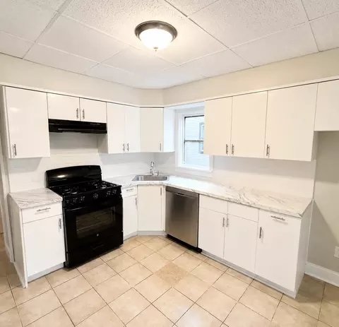 192 Shephard Ave #2D, Newark, NJ 07112