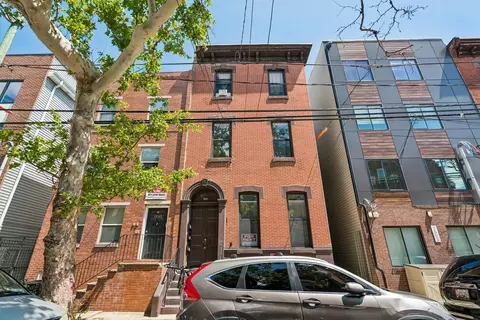 1507 N 17th St #1, Philadelphia, PA 19121