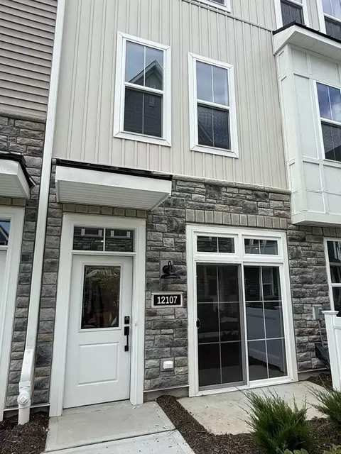 12107 Rossini Dr, Princeton, NJ 08540