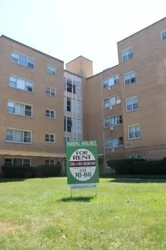 1447 W Touhy Ave #306, Chicago, IL 60626
