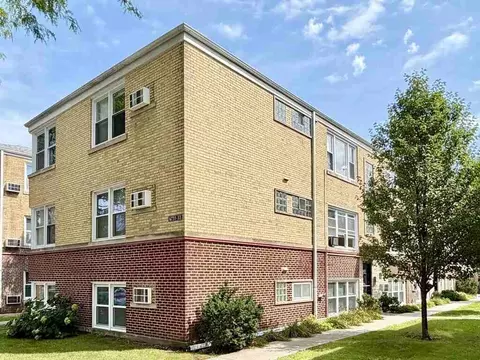 6731 N California Ave #GS, Chicago, IL 60645