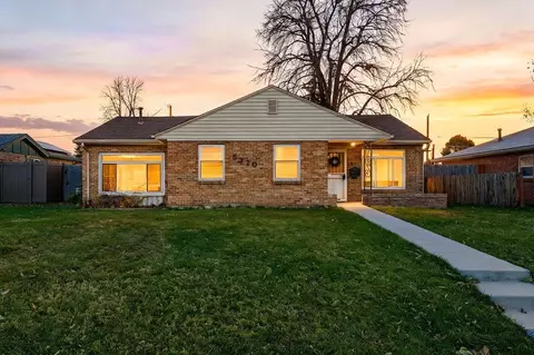5320 E Thrill Pl, Denver, CO 80207