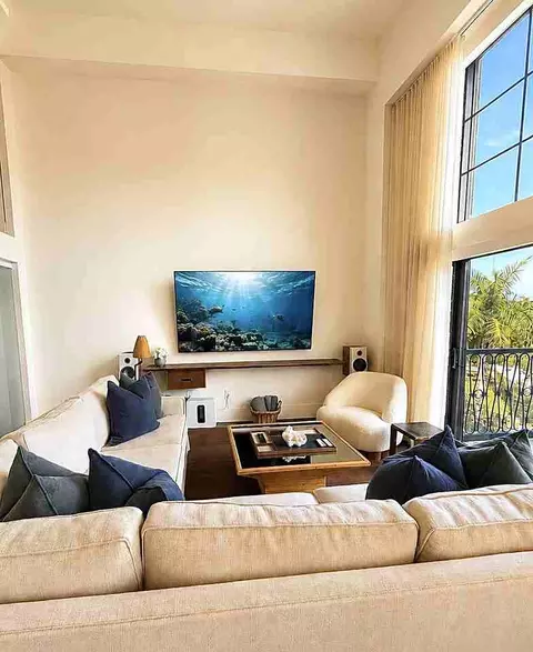 101 N Clematis St #312, West Palm Beach, FL 33401