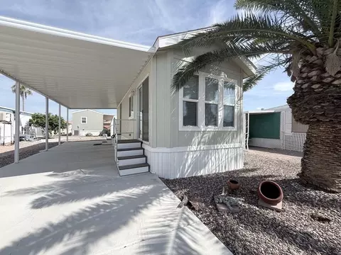 925 N Plaza Dr #79, Apache Junction, AZ 85120