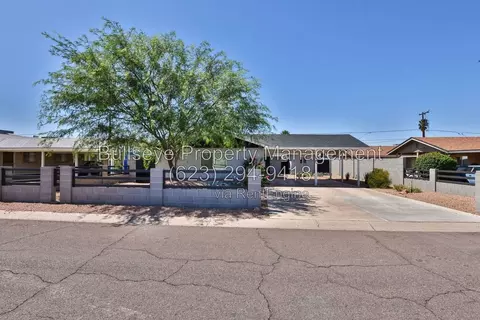 825 E Alice Ave #B, Phoenix, AZ 85020