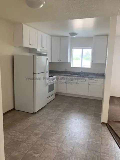 800 24th Ave #18, Santa Cruz, CA 95062