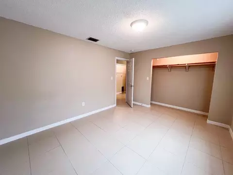 507 E Hazzard Ave #4, Eustis, FL 32726 photo 12