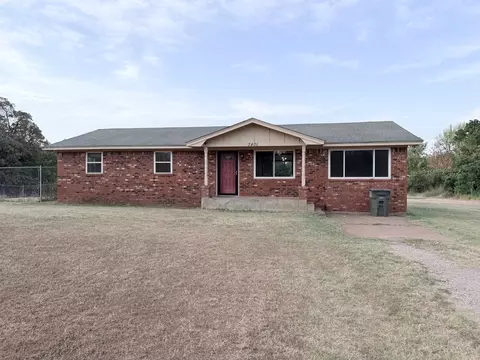 3401 Oak Valley Dr #NA, Guthrie, OK 73044
