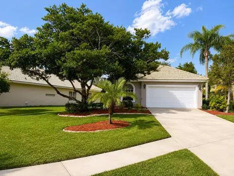 8007 Saint Andrews Way #NA, Mount Dora, FL 32757