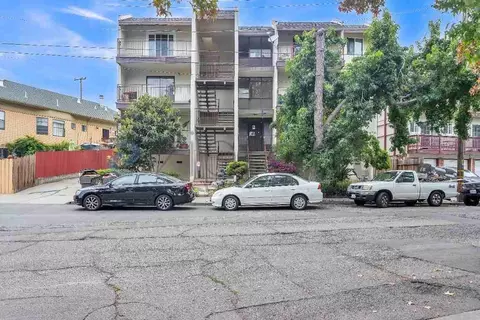321 Athol Ave #2, Oakland, CA 94606