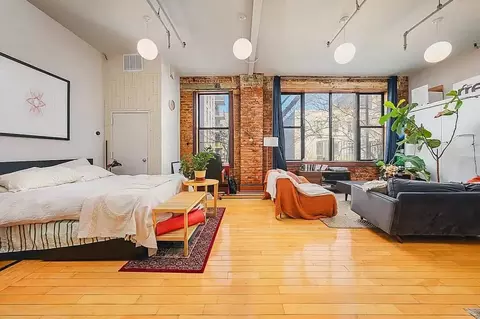 308 Graham Ave #2A, Brooklyn, NY 11211