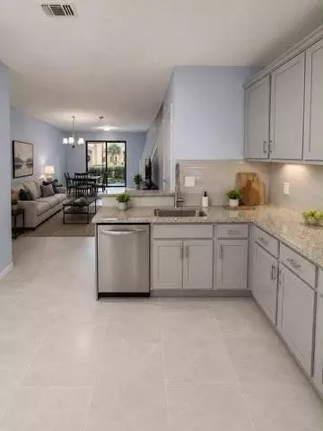 3892 Tree Top Dr, Weston, FL 33332
