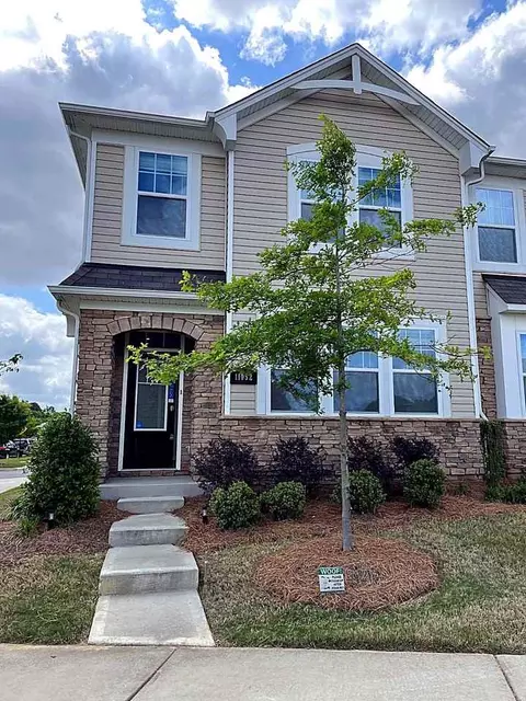 11052 Chalkbark Ln, Charlotte, NC 28262