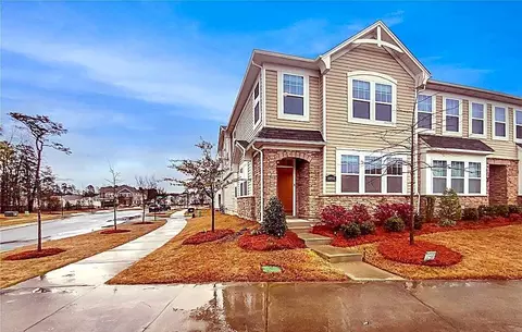 11052 Chalkbark Ln, Charlotte, NC 28262