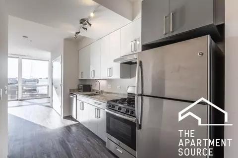 2340 N California Ave #505, Chicago, IL 60647