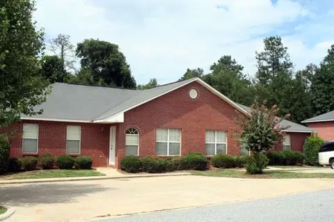 1140 Northlake Dr, Auburn, AL 36832