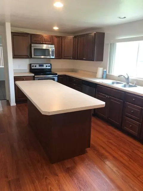 47 Kamehameha Hwy # A, Kahaluu, HI 96744